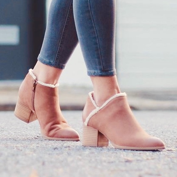 Cognac Fur Lined Warm Block Heel Ankle Booties - Picture 2 of 5